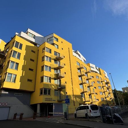 Rezidence Jeseniova Prague Apartment ภายนอก รูปภาพ
