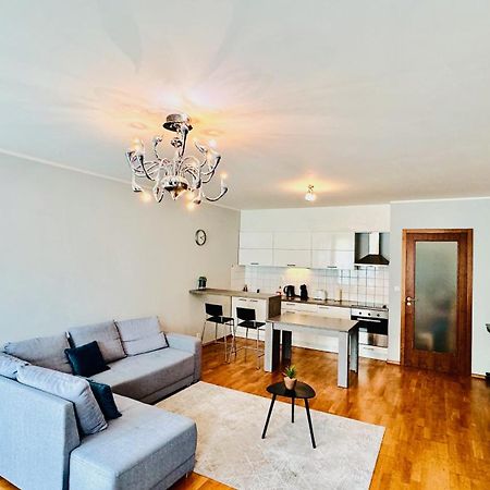 Rezidence Jeseniova Prague Apartment ภายนอก รูปภาพ