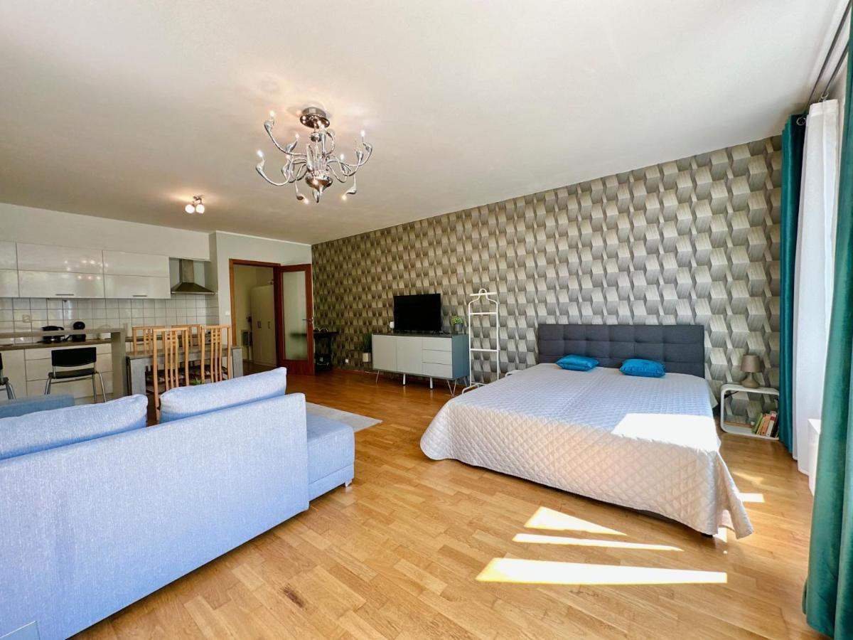 Rezidence Jeseniova Prague Apartment ภายนอก รูปภาพ